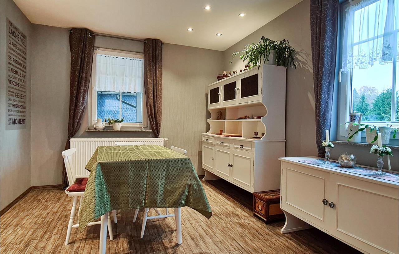 2 Bedroom Cozy Apartment In Suhl Dış mekan fotoğraf