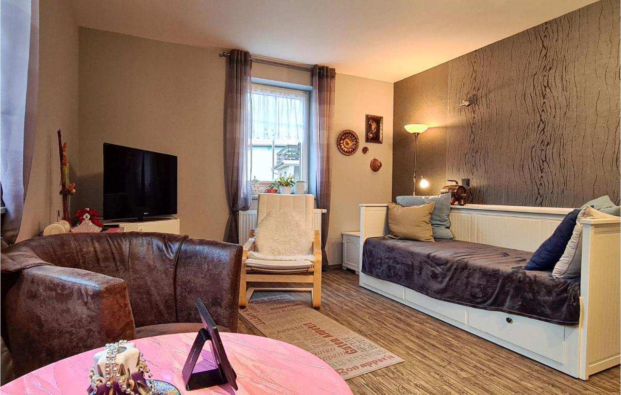 2 Bedroom Cozy Apartment In Suhl Dış mekan fotoğraf