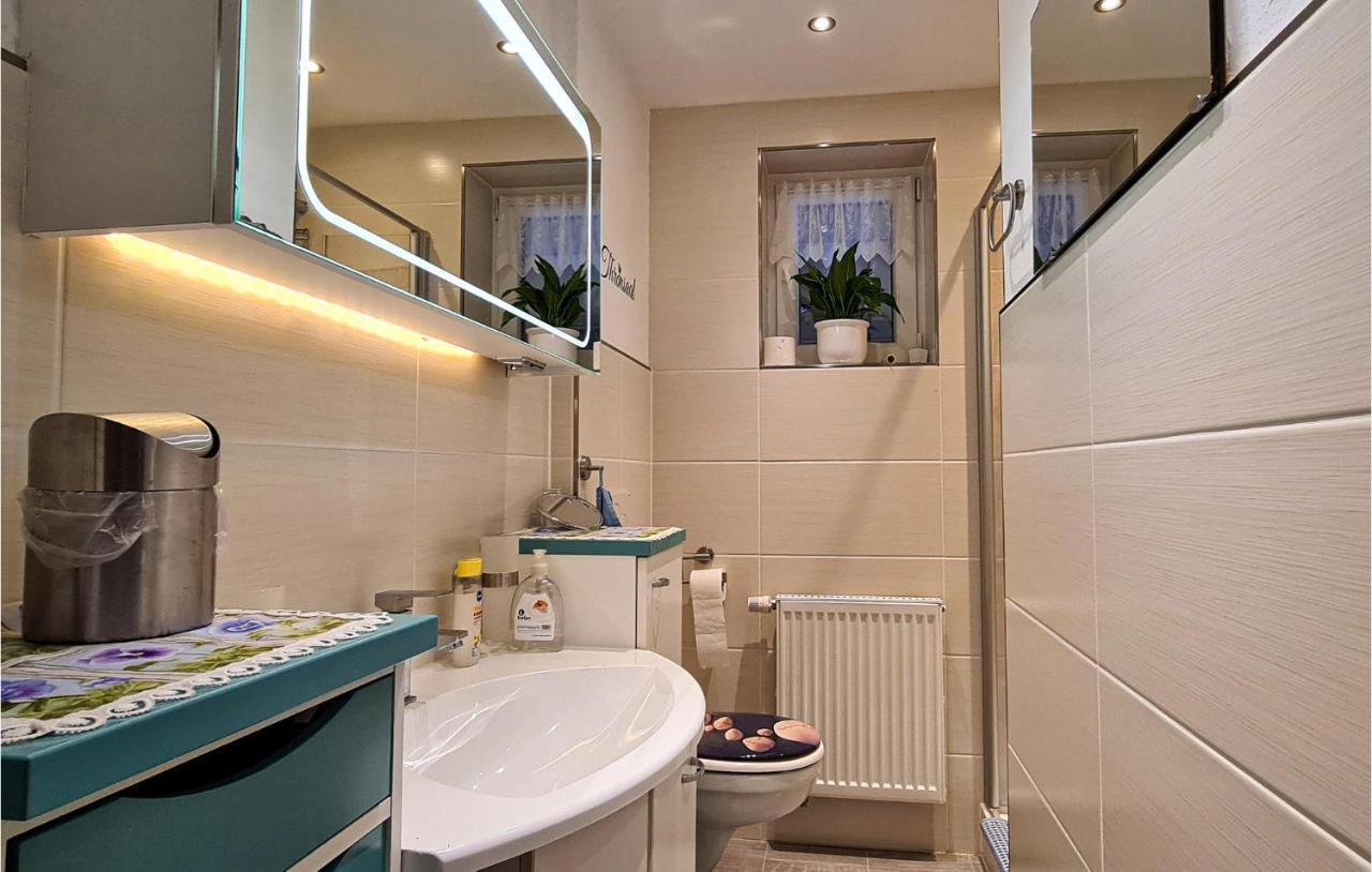 2 Bedroom Cozy Apartment In Suhl Dış mekan fotoğraf